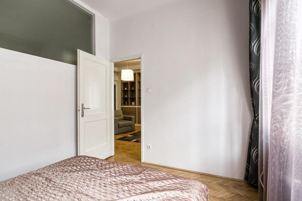 Apartment At Nagymezo 布达佩斯 外观 照片