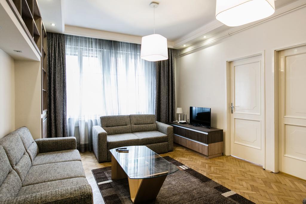 Apartment At Nagymezo 布达佩斯 外观 照片