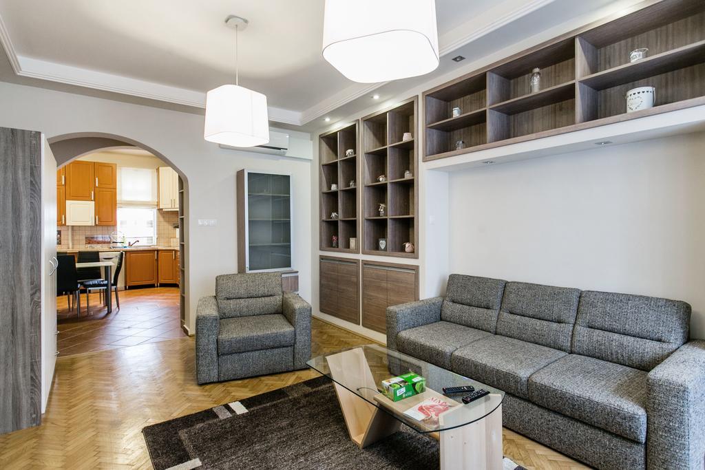 Apartment At Nagymezo 布达佩斯 外观 照片